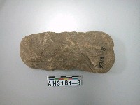 藏品(大型有腰打製石斧)的圖片